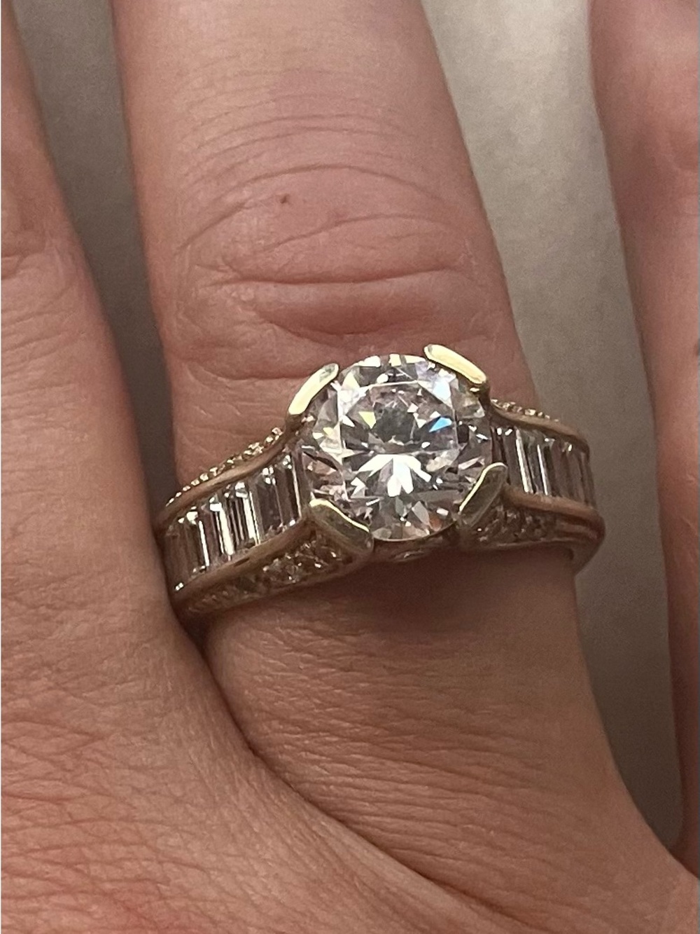 Michael Valitutti Ring